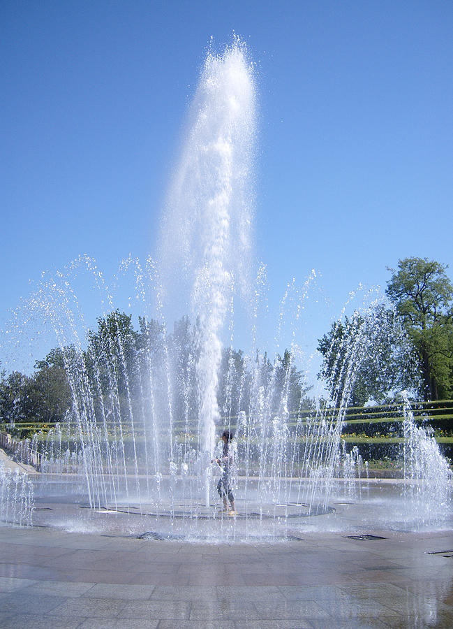 Fountain Mixed Media - Fountain fun summer cooling by Steve Clarke Fountain Mixed Media - Fountain fun summer cooling by Steve Clarke