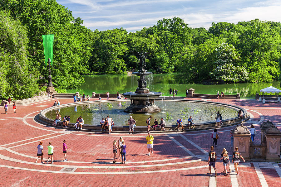 Fountain In Central Park, Nyc Digital Art by Olimpio Fantuz | Fine Art ...