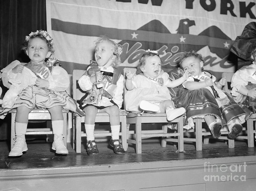 Four Babies In Beauty Contest Photograph by Bettmann