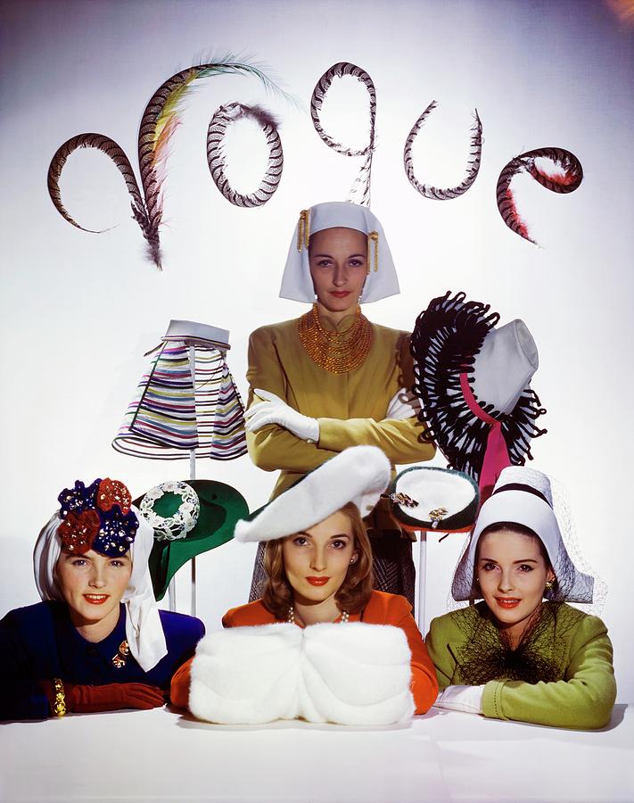 Four Models In White Hats Photograph by Horst P. Horst
