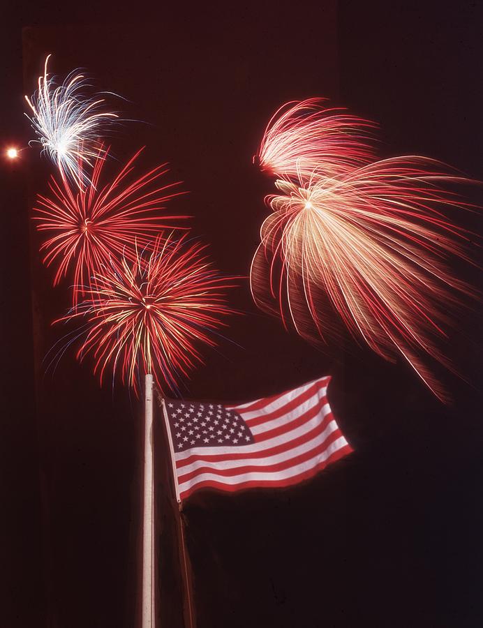 Fourth Of July Photograph by Hulton Archive