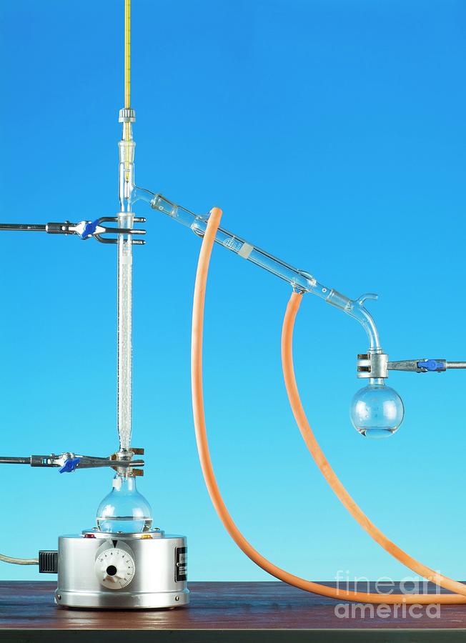 Fractional Distillation Apparatus Photograph by Martyn F. Chillmaid/science Photo Library