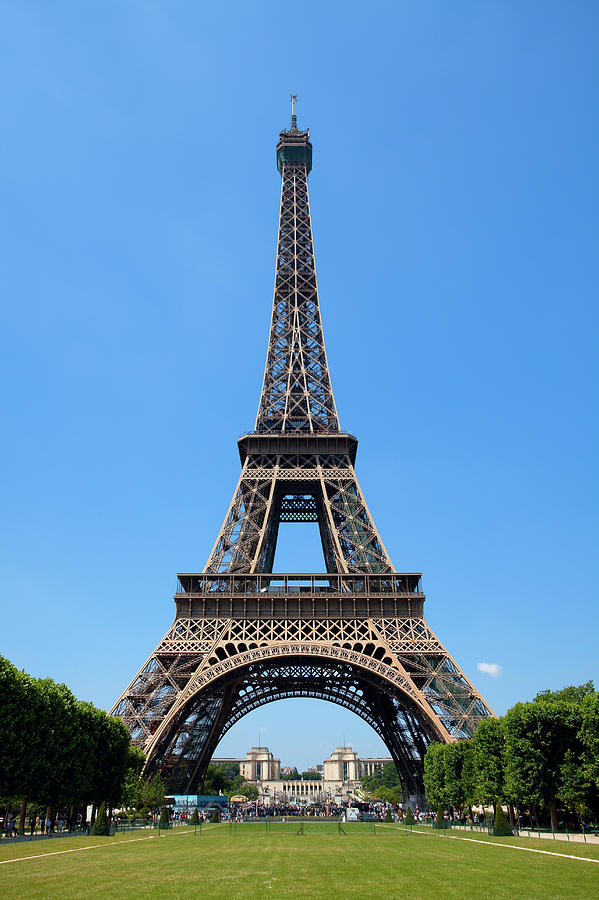 France, Paris, Tour Eiffel Photograph by Sylvain Sonnet