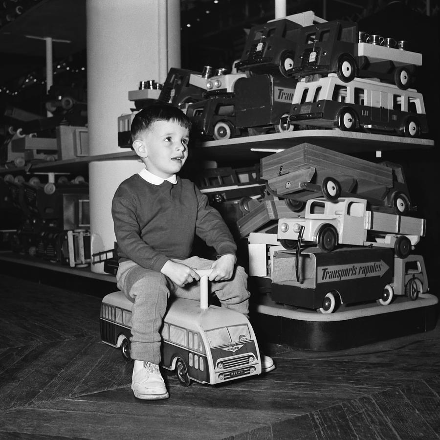 France, Toys Department Of A Parisian Photograph by Keystone-france