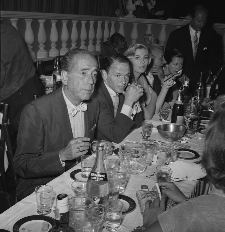 Frank Sinatra Photograph - Frank Sinatra And Anita Ekberg by Michael Ochs Archives