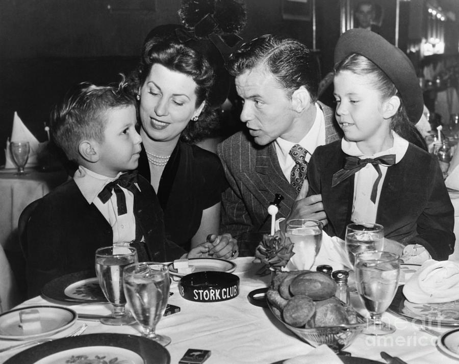 Frank Sinatra And Family Photograph by Bettmann