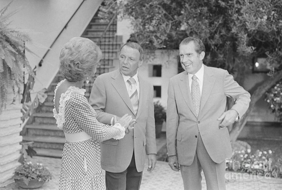 Frank Sinatra At Nixons White House Photograph by Bettmann