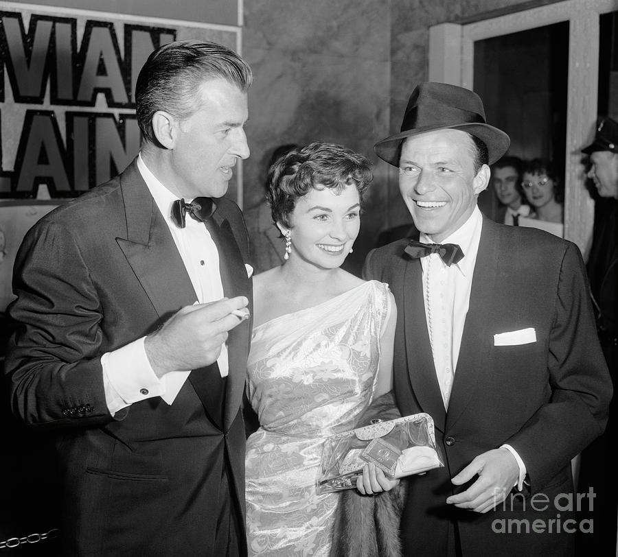Frank Sinatra With Jean Simmons Photograph by Bettmann