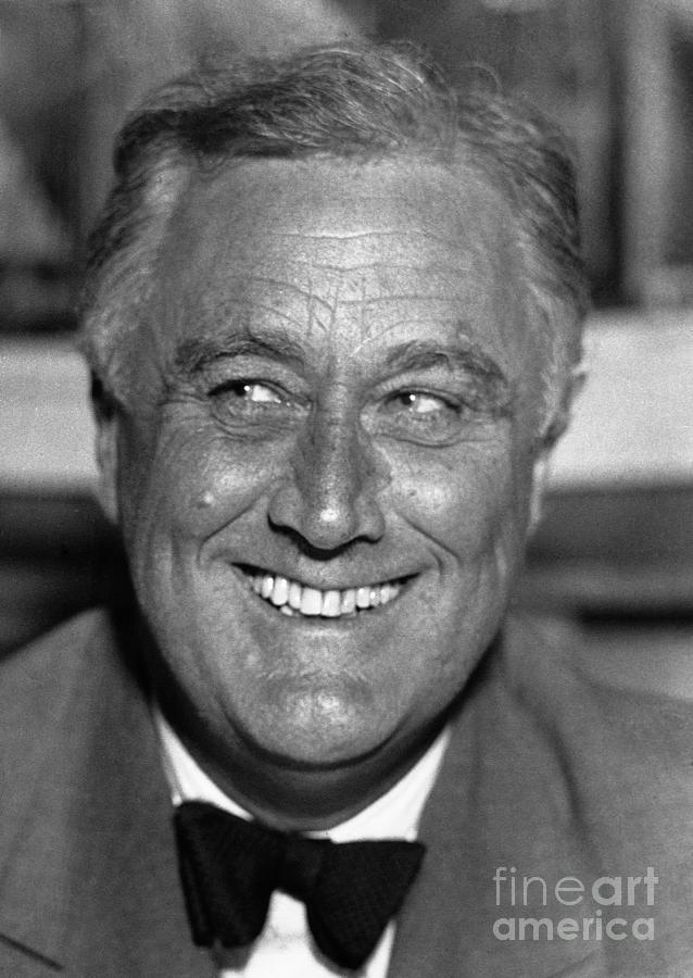 Franklin Delano Roosevelt Portrait Photograph by Bettmann