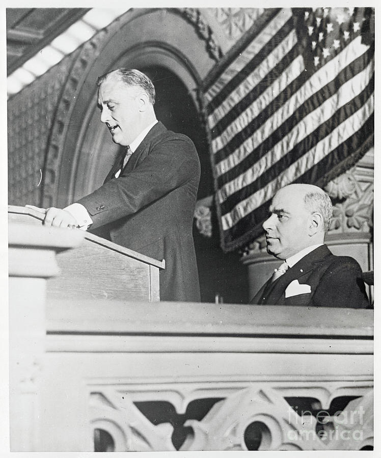 Franklin Roosevelt Delivering A Speech By Bettmann