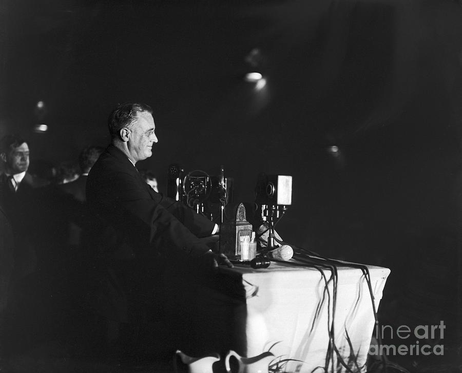 Franklin Roosevelt Speaking At Podium Photograph by Bettmann