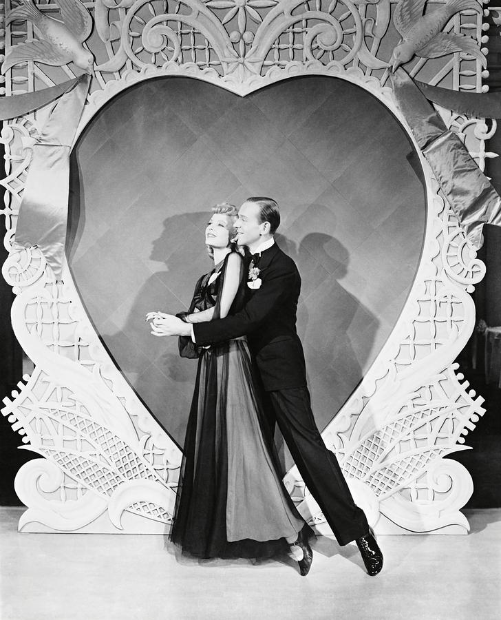 FRED ASTAIRE and MARJORIE REYNOLDS in HOLIDAY INN -1942-. Photograph by ...