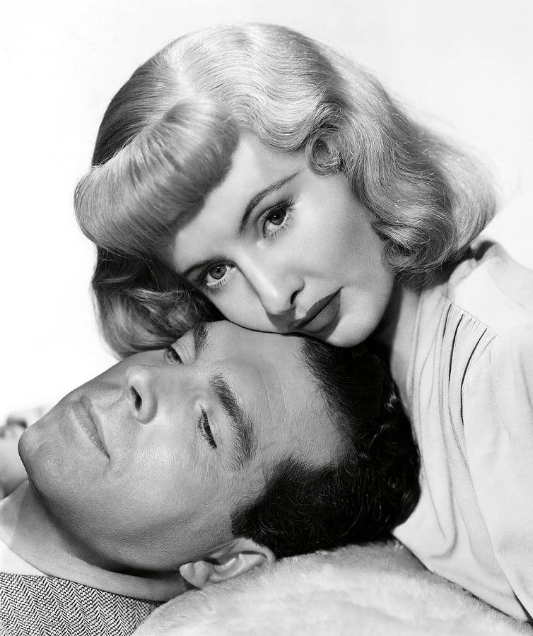 FRED MACMURRAY and BARBARA STANWYCK in DOUBLE INDEMNITY -1944-. Photograph by Album