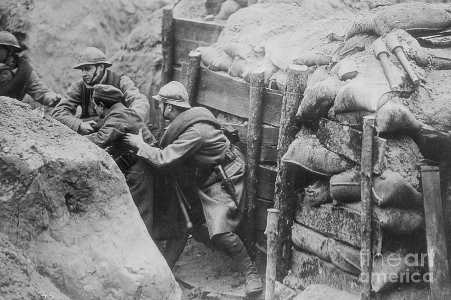 French Capturing Germans In Trenches Photograph by Bettmann