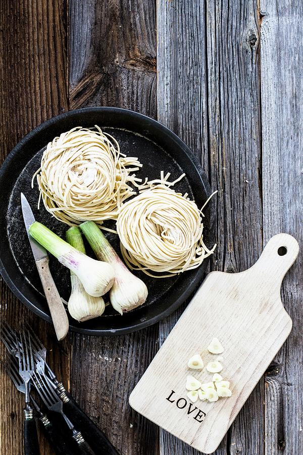 Fresh Garlic, Whole And Sliced, With Homemade Pasta Photograph by Dees Kche