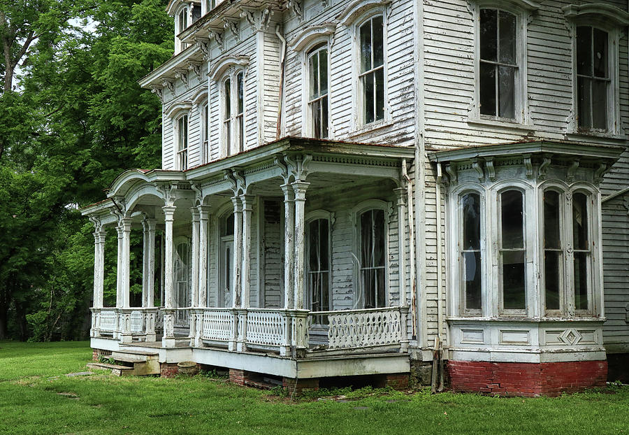 Front Porch of an Old Victorian Home Photograph by Dave Mills