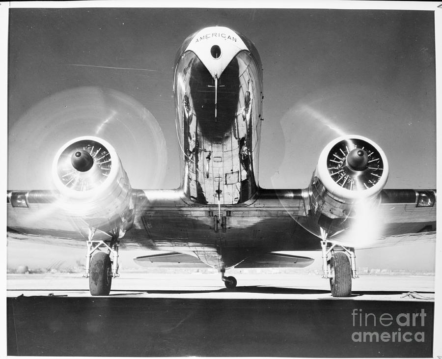 Front View Of American Airlines Photograph by Bettmann