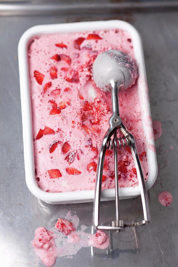 Frozen Berry Yogurt Photograph by Rua Castilho