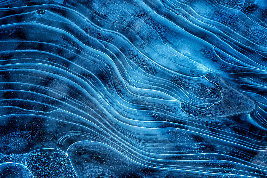 Winter Photograph - Frozen Curves by Mei Xu