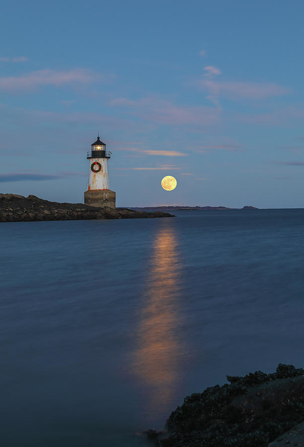 Full Cold Moon Rise across Fort Pickering Light Photograph by Juergen Roth