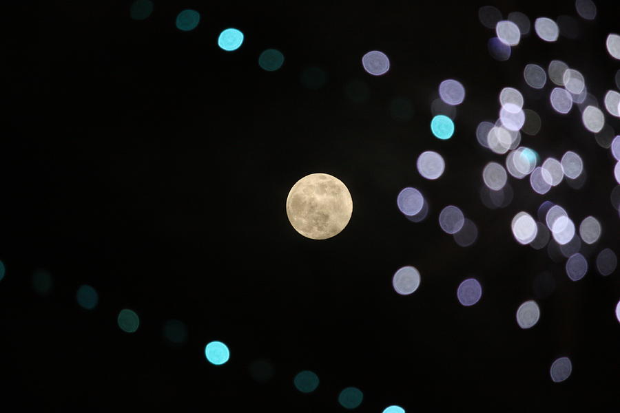 Pattern Photograph - Full Moon In Sky by Taitetsu