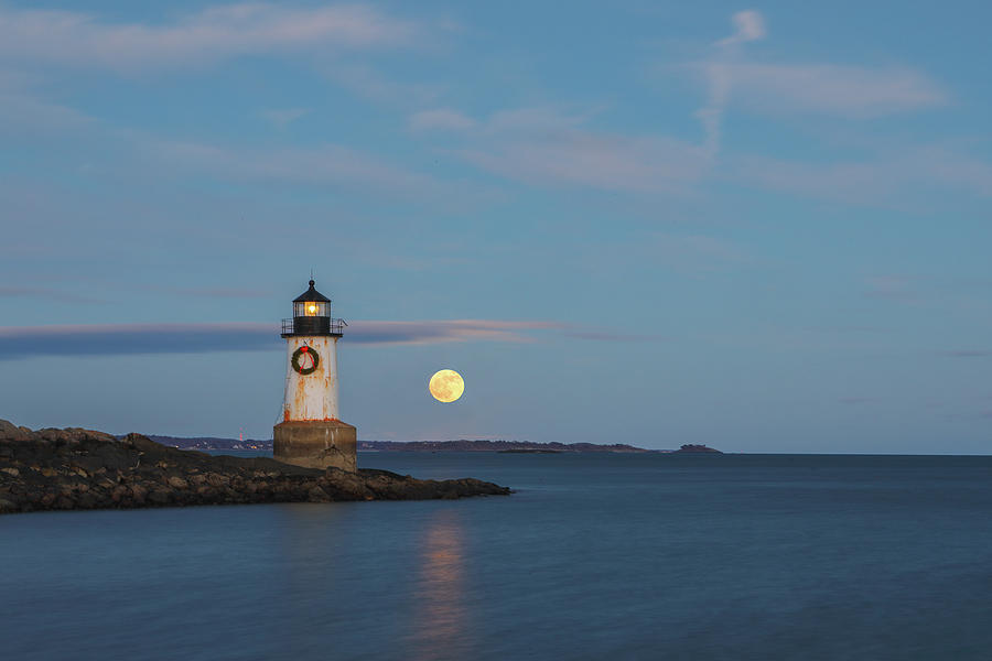 Full Moon Rising at Fort Pickering Light Photograph by Juergen Roth