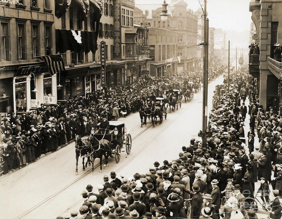 Funeral Procession For J.p. Morgan Photograph by Bettmann