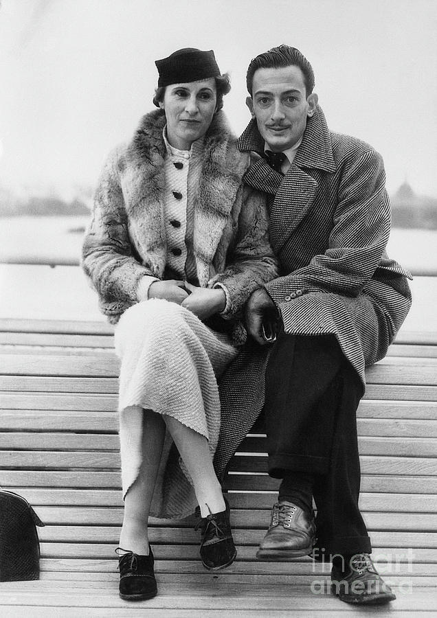 Gala And Salvador Dali Photograph by Bettmann