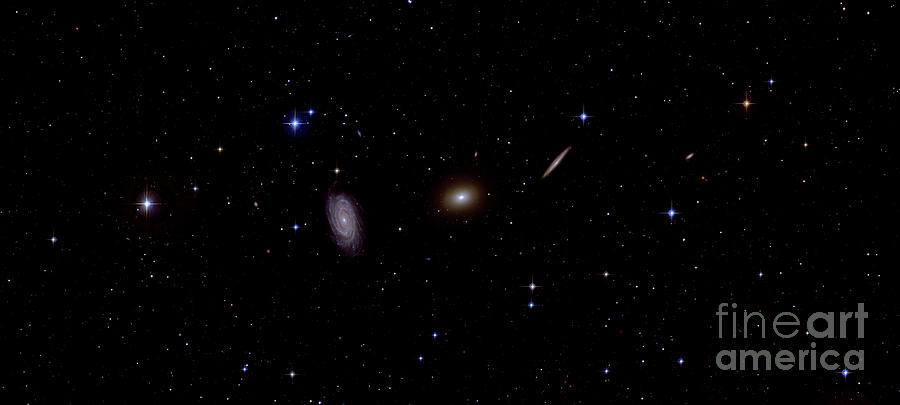 Galaxies (ngc 5985 Photograph by Canada-france-hawaii Telescope/jean-charles Cuillandre/science Photo Library