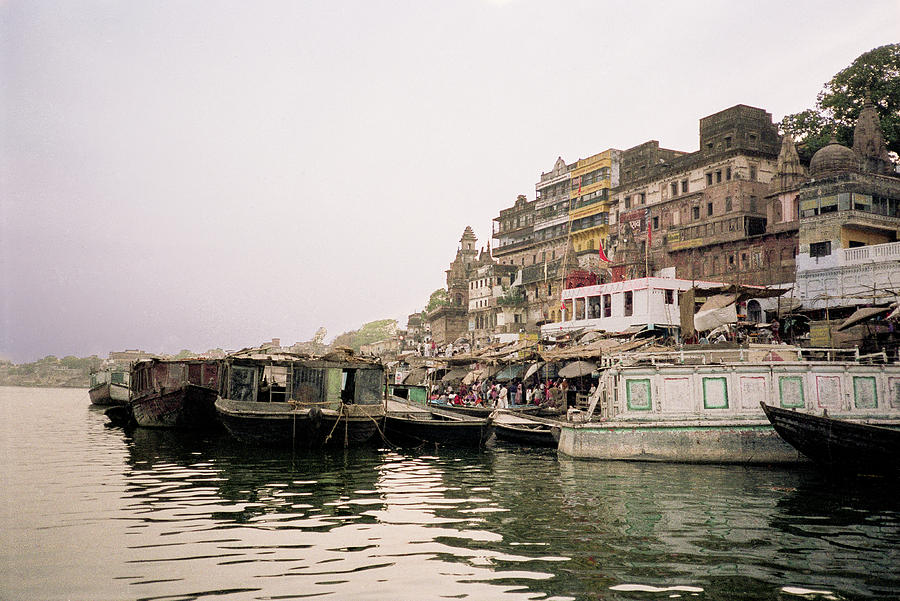 Ganges River, Varanasi, India. by Pete Hendley Ganges River, Varanasi, India. by Pete Hendley