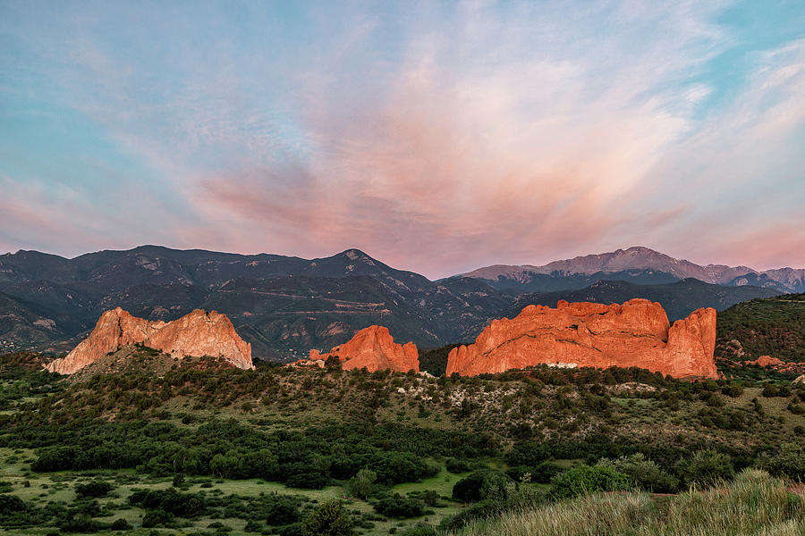 Garden of the Gods at Dawn Photograph by Tony Hake