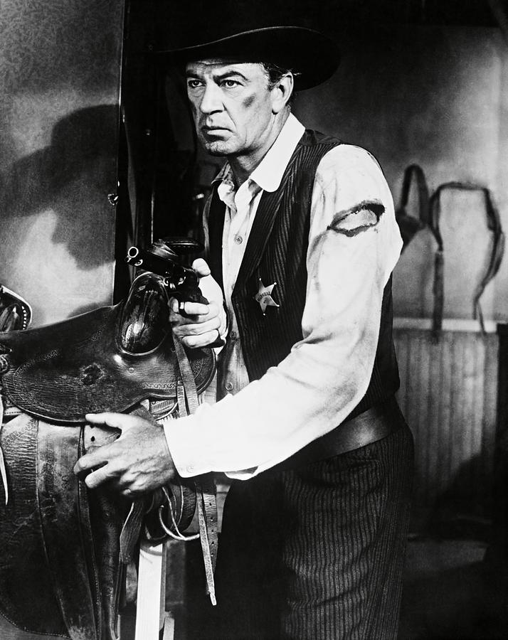 GARY COOPER in HIGH NOON -1952-. Photograph by Album
