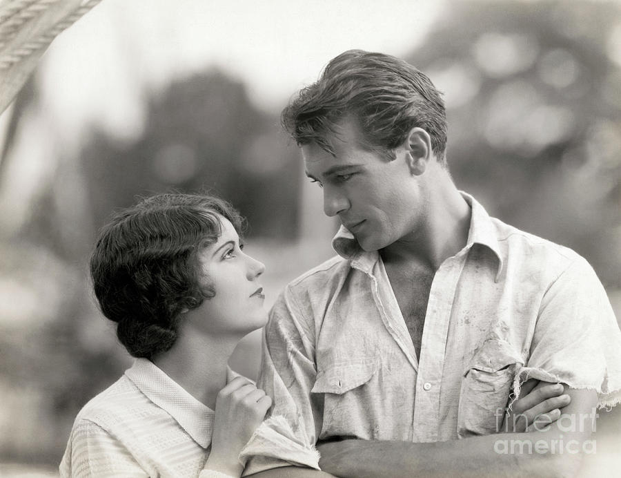 Gary Cooper With Actress In First Kiss Photograph by Bettmann
