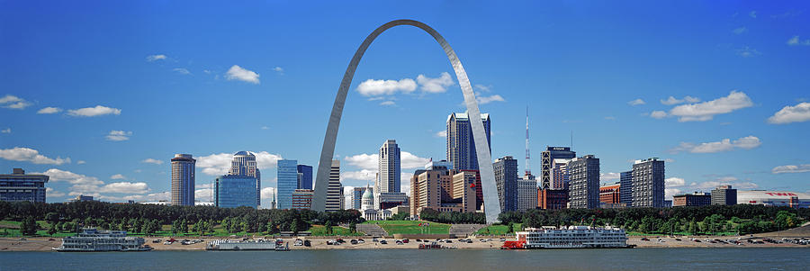 Gateway Arch, Mississippi River Photograph by Panoramic Images