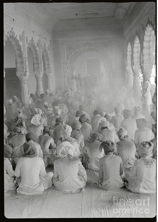 Gathering For Religious Hindu Ceremonies Photograph by Bettmann