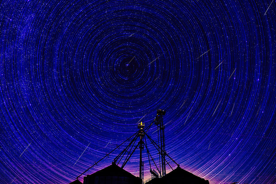 Geminid Meteor Shower Photograph by Xuan Zhou