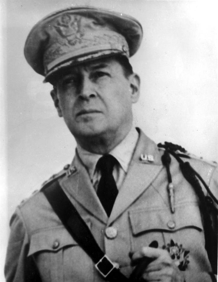 General Douglas Macarthur Photograph by Movie Star News - Fine Art America