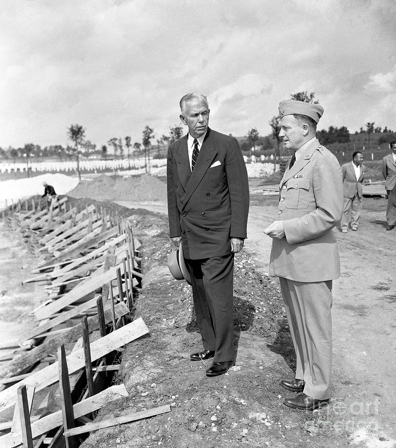 General Marshall Visits Anzio Cemetary Photograph by Bettmann