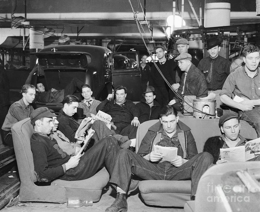 People Photograph - General Motors Workers Staging by Bettmann