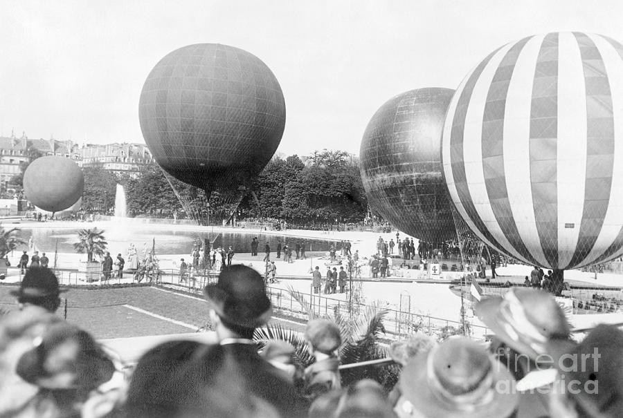 General View Of Balloon Grand Prix Photograph by Bettmann