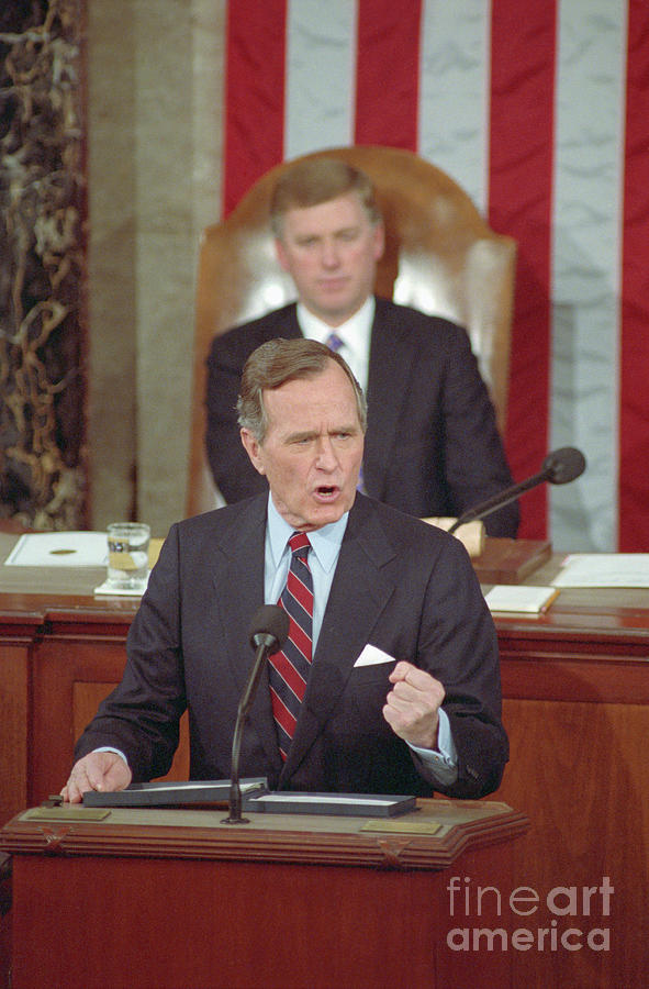 George Bush Speaking Photograph by Bettmann