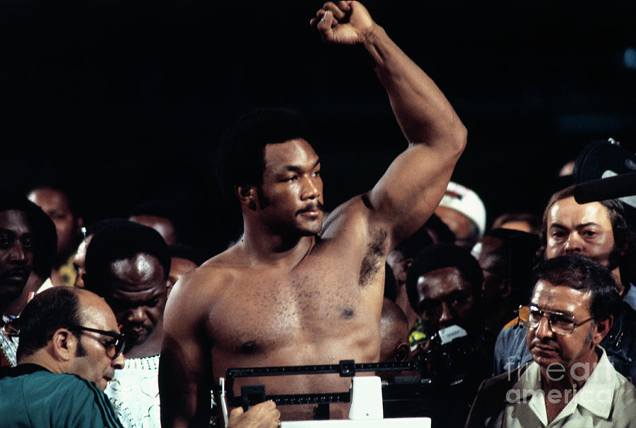 George Foreman Waving During Weigh-in Photograph by Bettmann