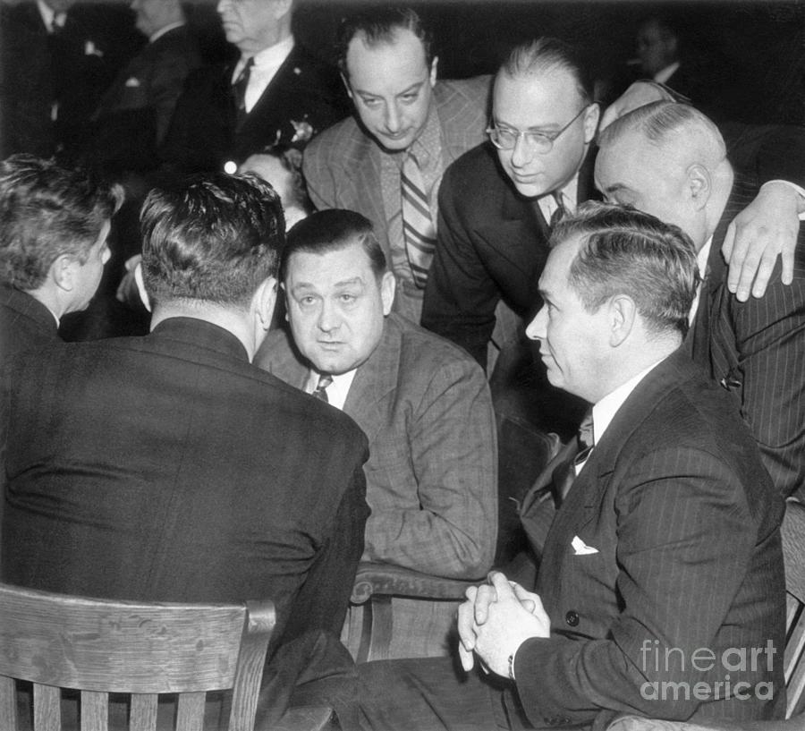 George Moran With Defense Team In Court Photograph by Bettmann