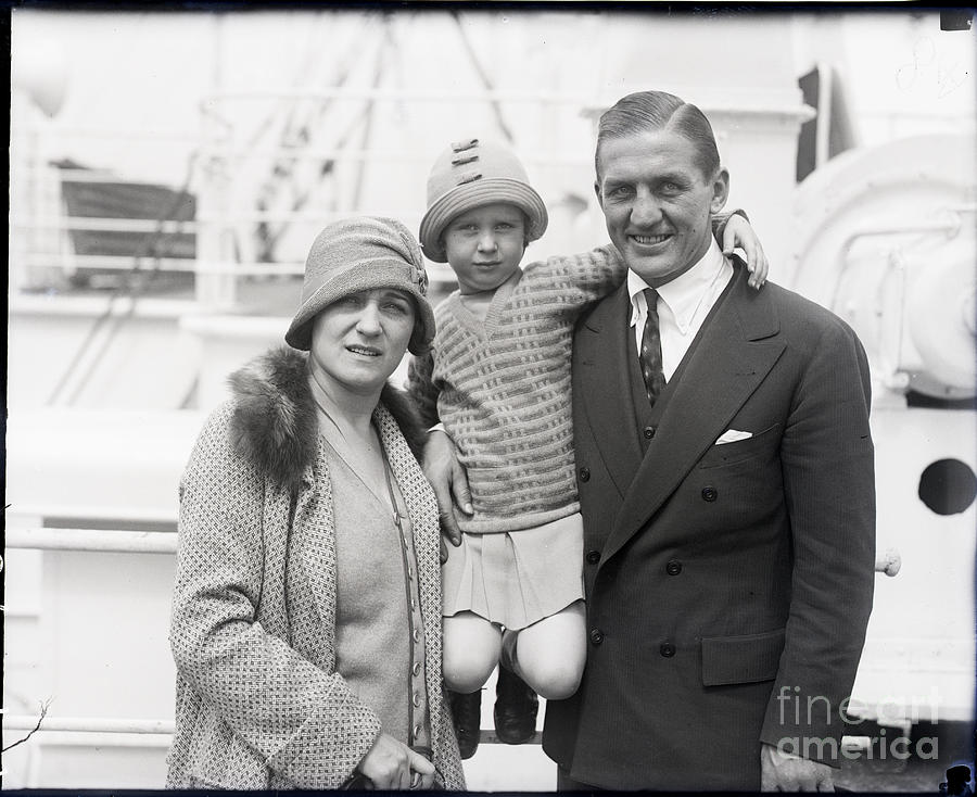 Georges Carpentier With Wife And Baby Photograph by Bettmann