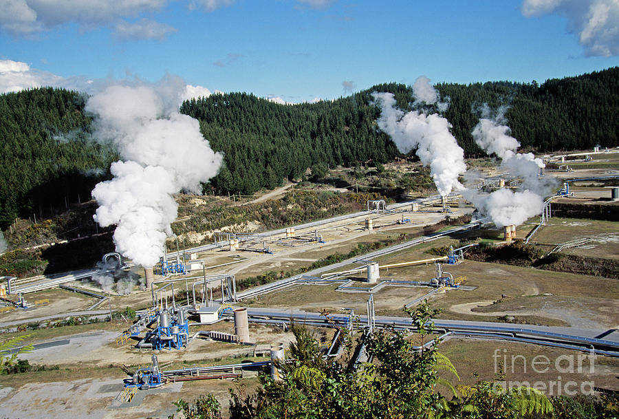 Geothermal Power Station By Jeremy Bishop/science Photo Library