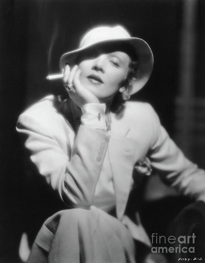 German Actress Marlene Dietrich Photograph by Bettmann