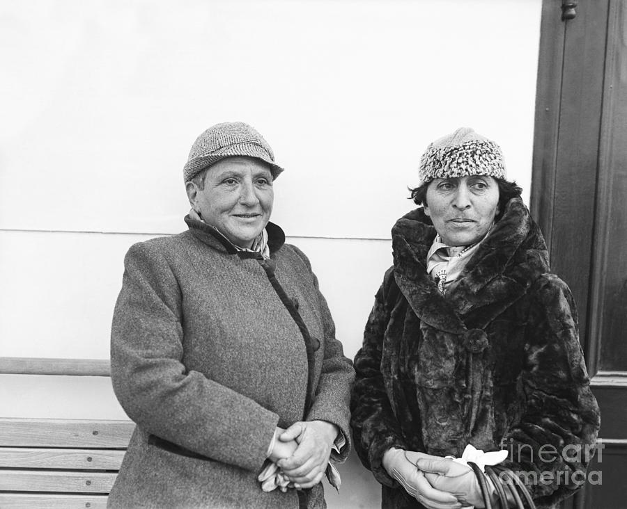 Gertrude Stein And Alice Toklas Photograph by Bettmann