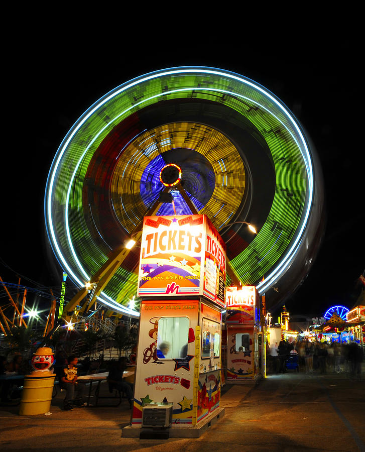 Giant Ferris wheel Photograph by David Lee Thompson