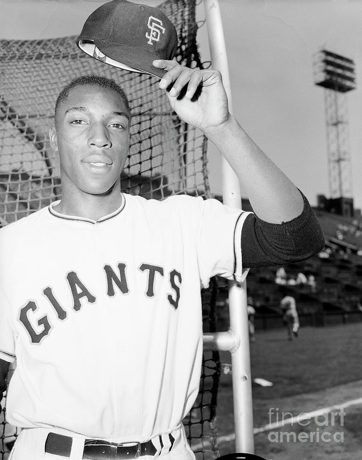 Giants Rookie Willie Mccovey Doffing Cap Photograph by Bettmann