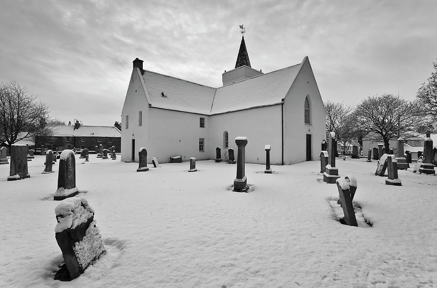 Gifford Church In Snow Photograph by Bluefinart